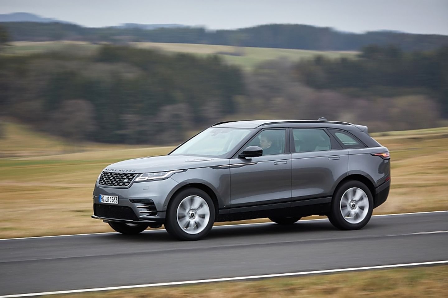 Range Rover Velar D 300 - 241 km/h schnell