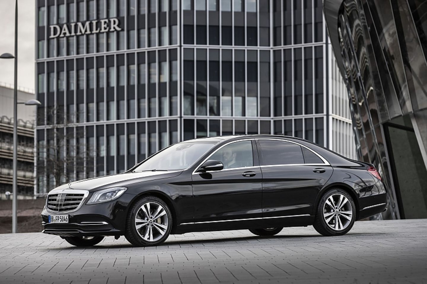 Der Mercedes S 450 hat einen Mild Hybrid
