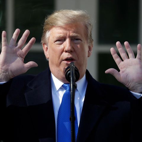 US-Präsident Donald Trump kündigt an, den Notstand auszurufen, um die Mauer an der Grenze zu Mexiko zu finanzieren