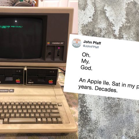 Twitter: Mann findet Apple IIe von 1983 auf Dachboden
