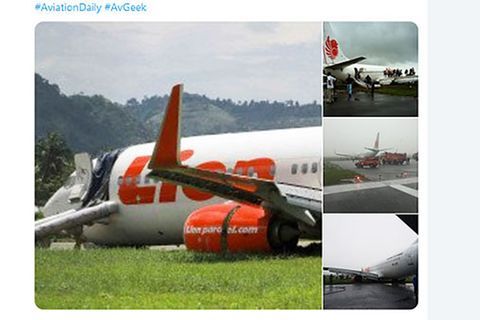 Die Boeing 737-800 von Lion Air auf dem, Supadio Airport von Pontianak