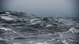 Am frühen Morgen verlassen die Fischer in Hovden selbst bei schlechtem Wetter den Hafen, um auf Kabeljau-Fang zu gehen