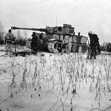 Die Feuerkraft der Tiger-Panzer konnte die sowjetischen Angriffe häufig für eine bestimmte Zeit aufhalten.