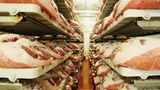 Museo del Prosciutto di Parma  Die Italiener lieben ihren Parmaschinken. Kein Wunder, dass dem Schinken ein ganzes Museum gewidmet wurde. Es befindet sich etwa 25 Kilometer von der Stadt Parma entfernt. Dort kann man erleben wie der feine Schinken verarbeitet und konserviert wird, und ihn auch verkosten.  Adresse: Via Fabio Bocchialini 7, Langhirano  Öffnungszeiten: Samstag und Sonntag 10-18 Uhr