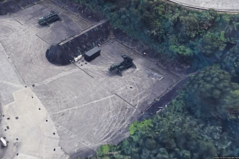 Auf den 3D-Bildern sind die Patriot-Systeme gut zu erkennen.