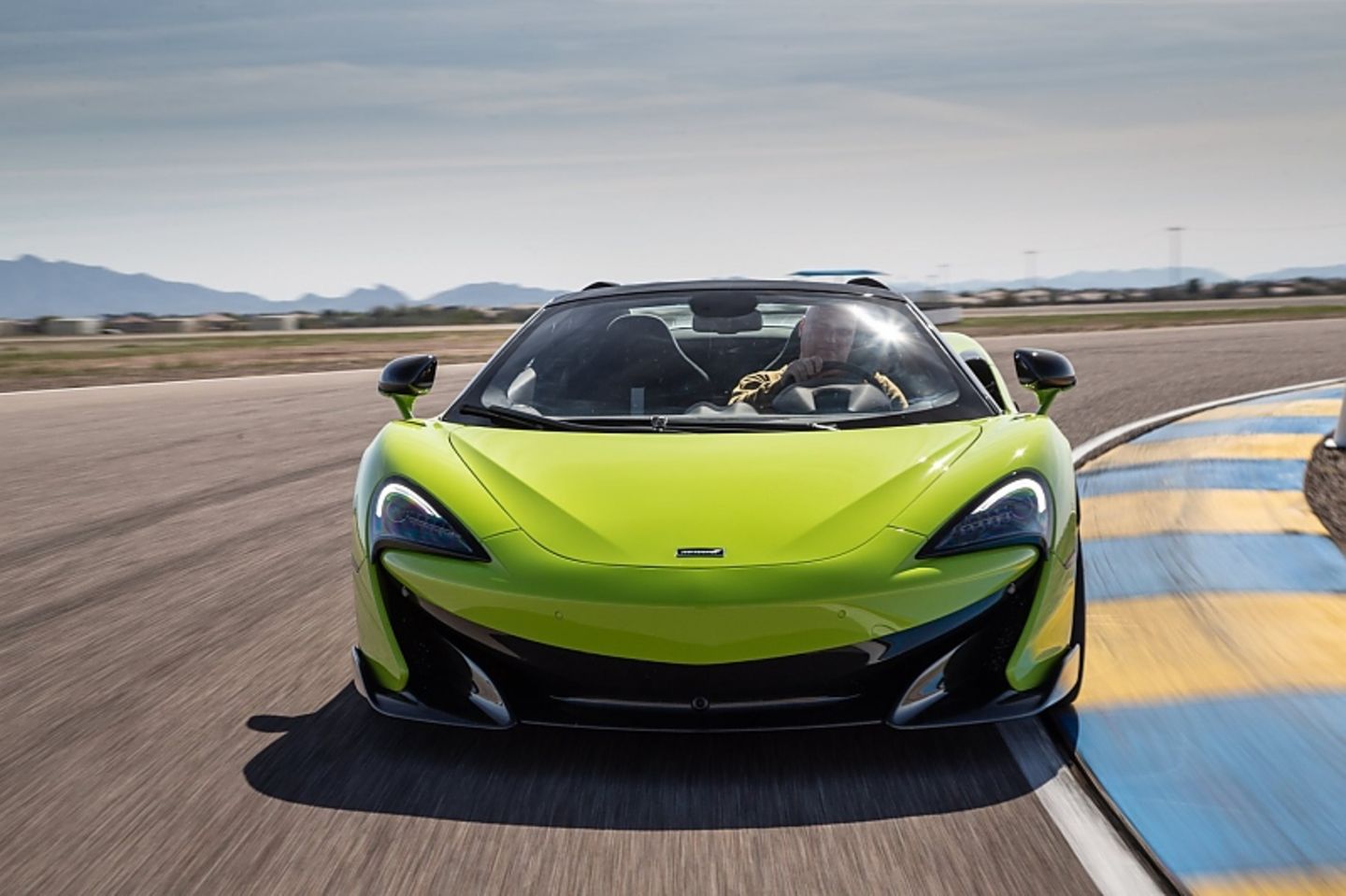 Der McLaren 600LT Spider ist straff abgestimmt, aber nicht unkommod