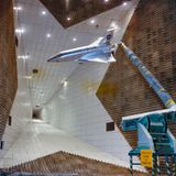 Die Anechoic Chambers der Nasa sind ein reflexionsarmer Raum. Die Wände absorbieren fast alle Geräusche. Das Foto zeigt ein Shuttle-Modell aus dem Jahre 1972 mit Triebwerksaufsätzen an den Flügelenden.