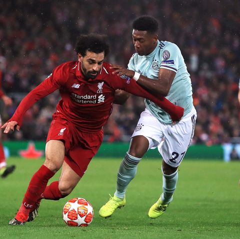 Ausgebremst: Mohamed Salah und David Alaba im Zweikampf