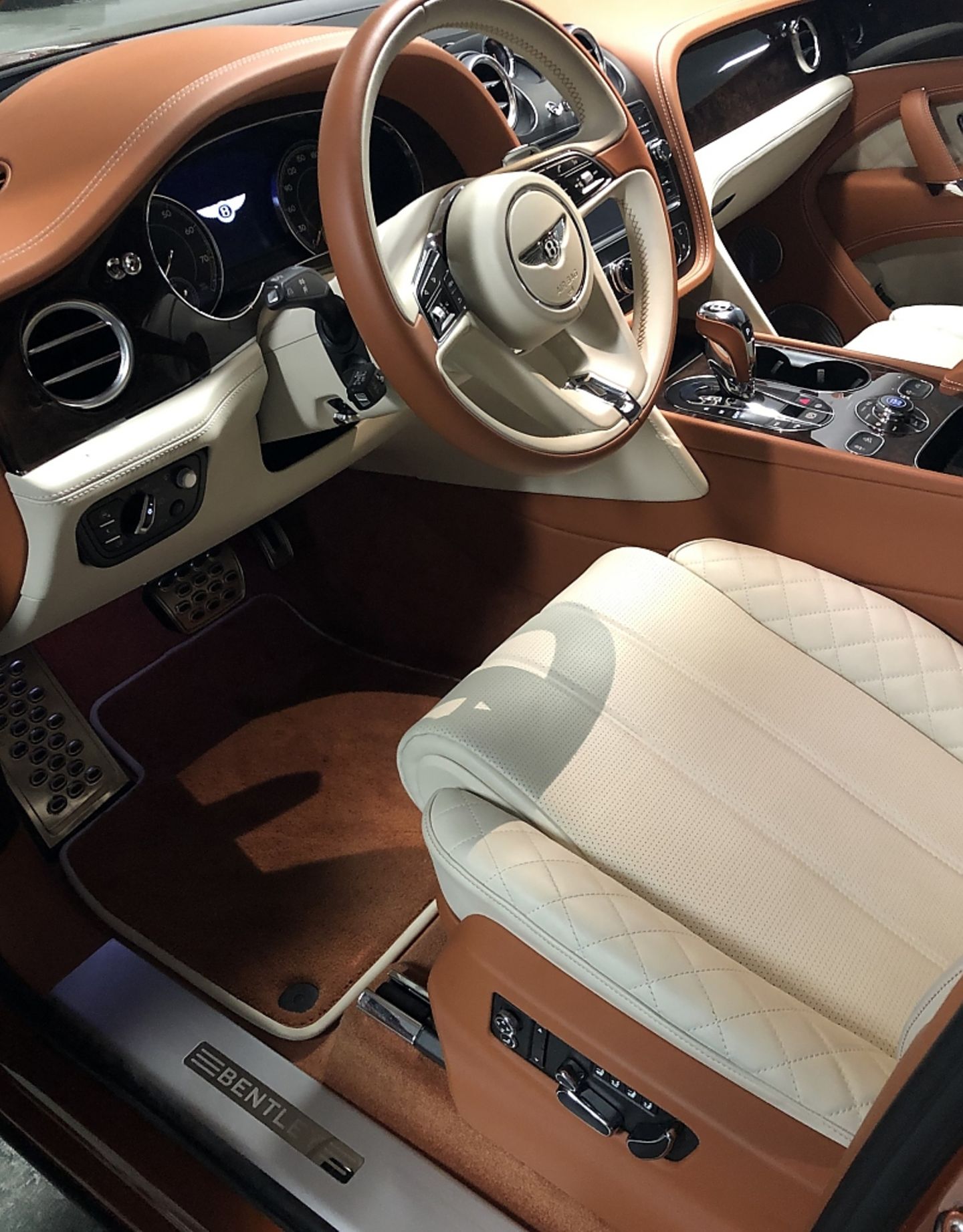 Bentley Bentayga V8
