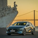 Die Front mit den schmalen Scheinwerfern ist gelungen