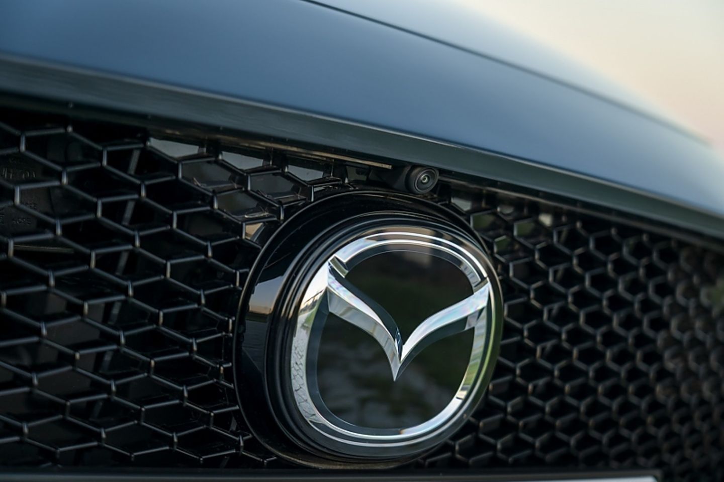 Der Mazda 3 Fließheck hat eine Mildhybridisierung
