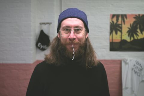 Interview mit Philip Siefer zum neuen Einhorn-Film "Periodenneid"