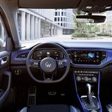 Das Cockpit des VW T-Roc R