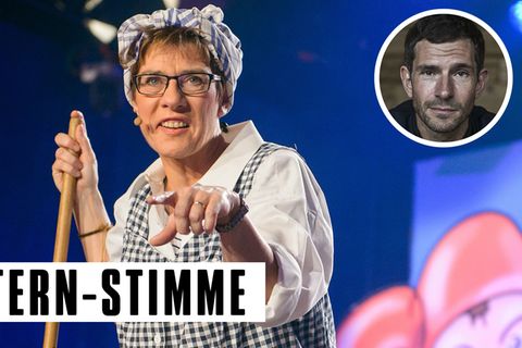 Annegret Kramp-Karrenbauer im Karnevalskostüm