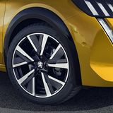 Peugeot 208 2020 - die GT-Version mit schwarzen Radläufen