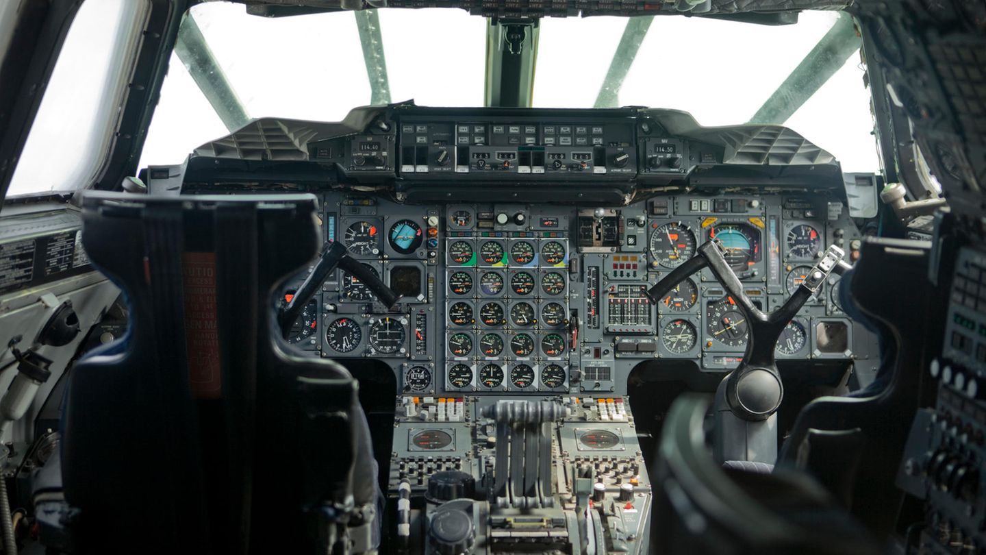 Cockpit