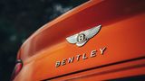 Das Bentley Emblem findet sich überall am Auto