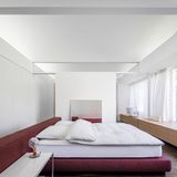 Architekt des umgebauten Bungalows - hier eine Innenansicht - ist Corneille Uedingslohmann.