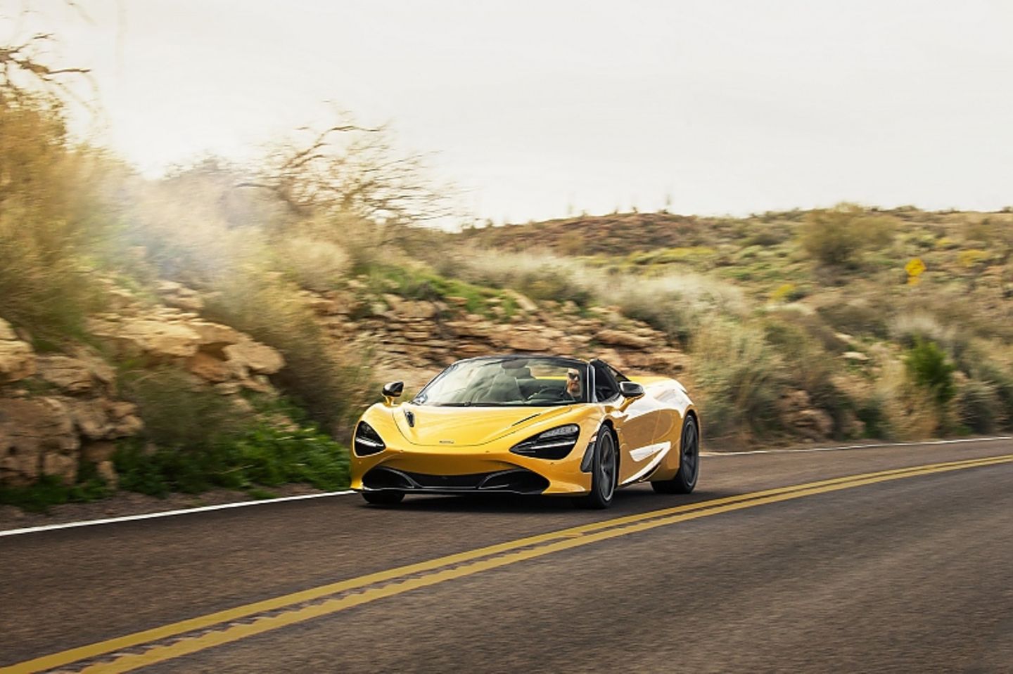 Der McLaren 720S Spider hat 720 PS