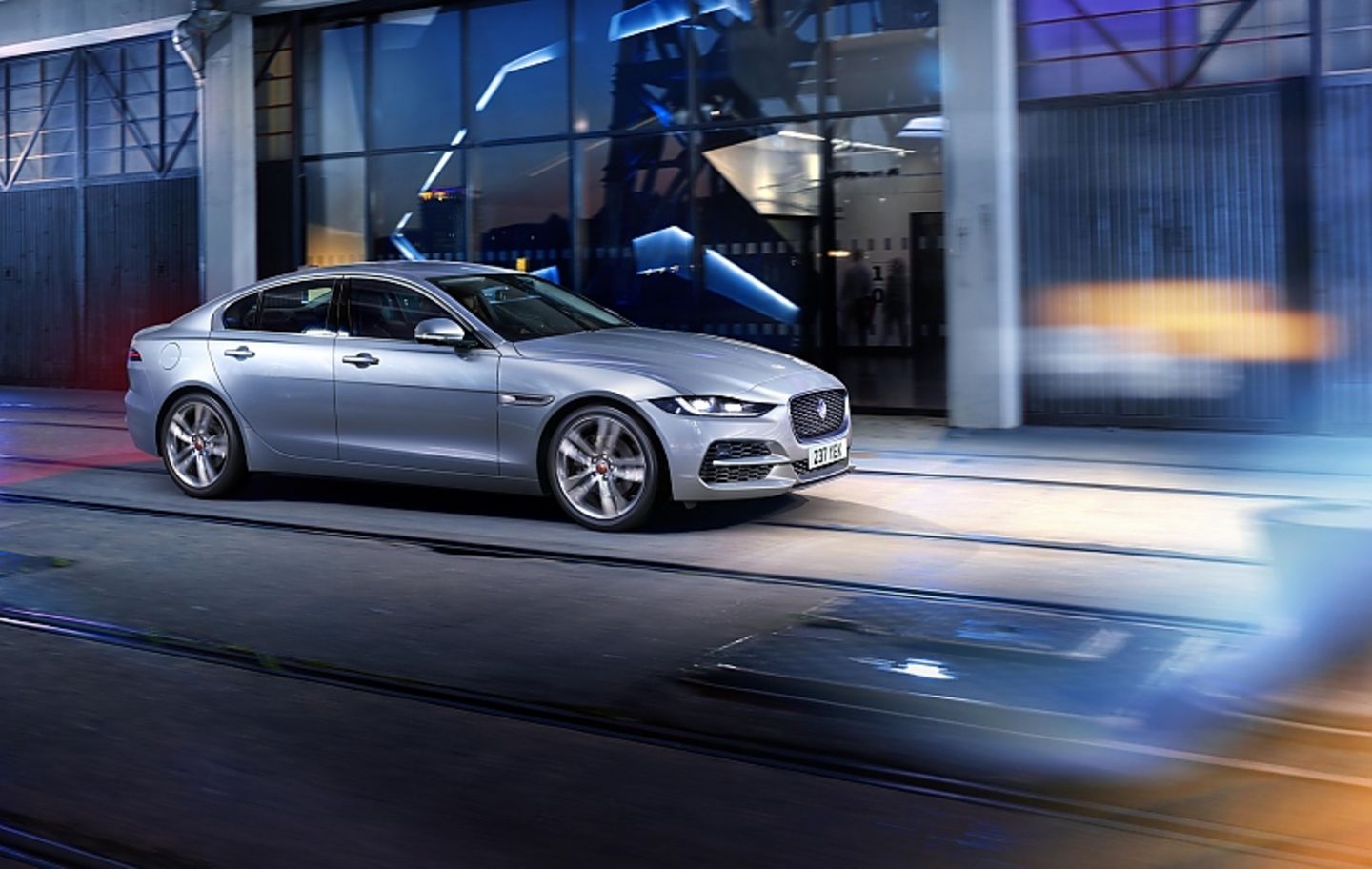 Jaguar XE 2020