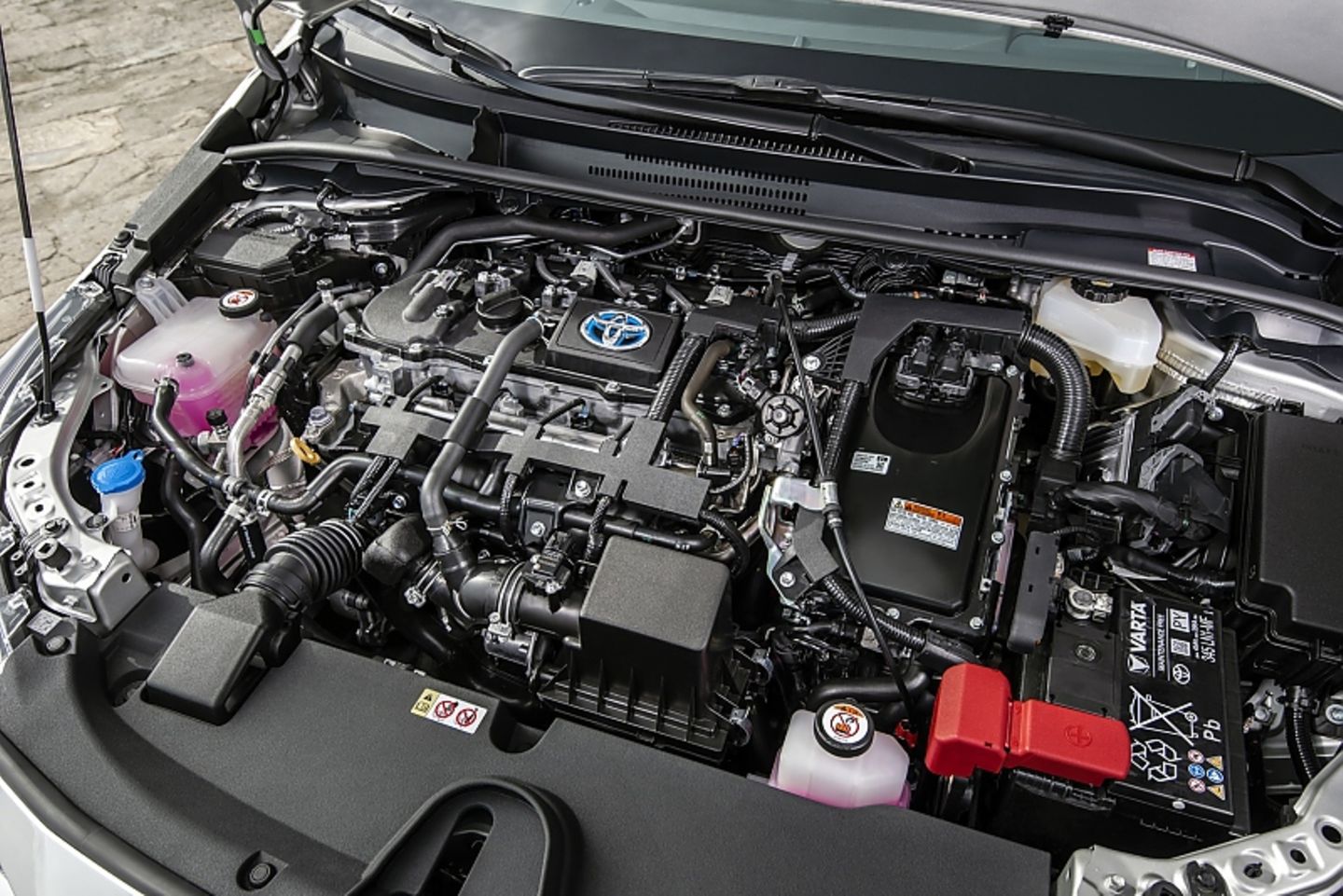 Toyota Corolla TS 1.8 Hybrid - der Verbrenner leistet gerade einmal 99 PS
