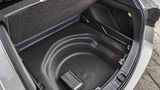 Toyota Corolla TS 1.8 Hybrid - viel Platz unter dem Laderaum