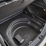 Toyota Corolla TS 1.8 Hybrid - viel Platz unter dem Laderaum