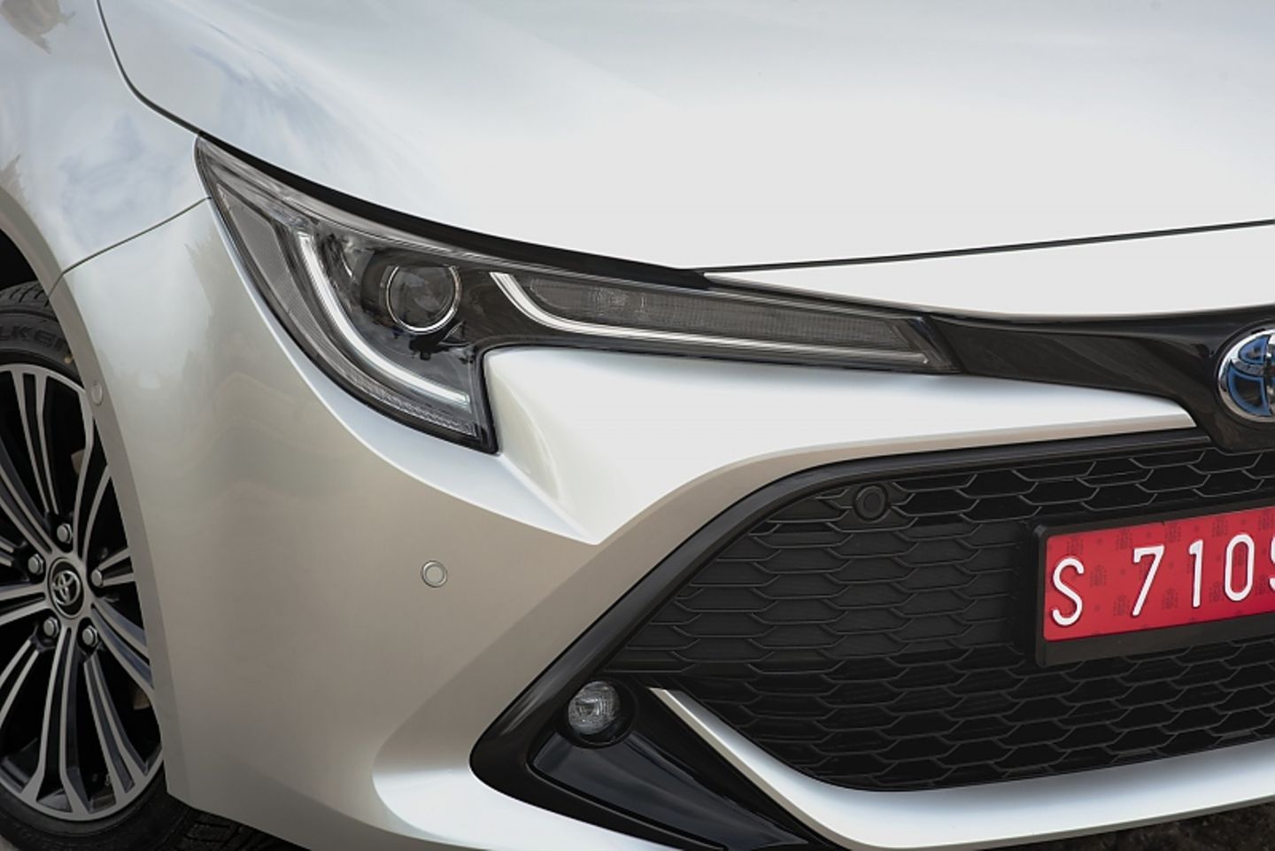 Toyota Corolla TS 1.8 Hybrid