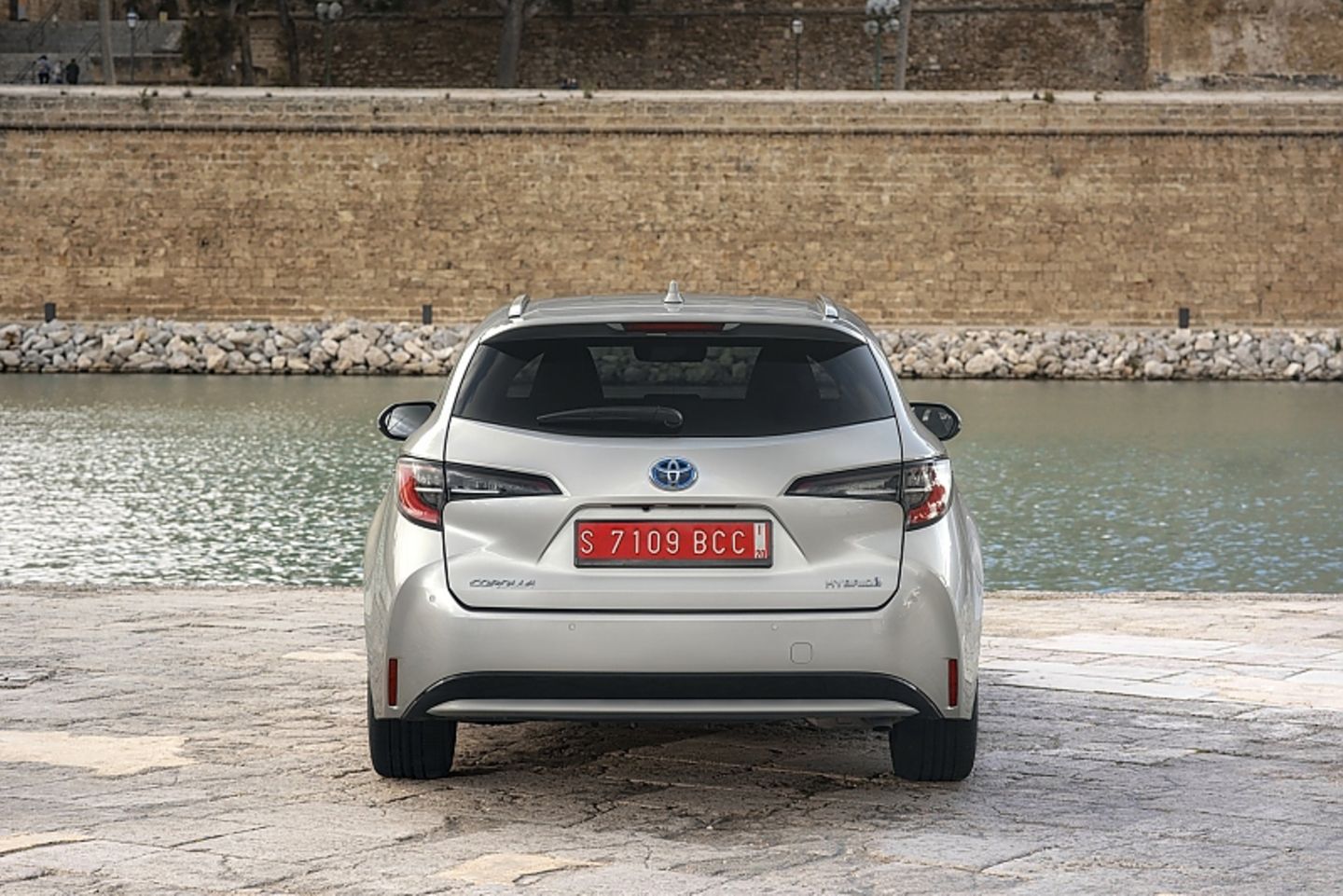 Toyota Corolla TS 1.8 Hybrid