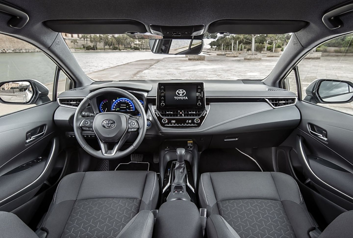 Toyota Corolla TS 1.8 Hybrid