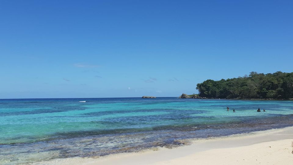 Der Winnifred Beach zur Mittagszeit