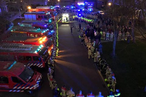 Ehren-Parade für Feuerwehrmann