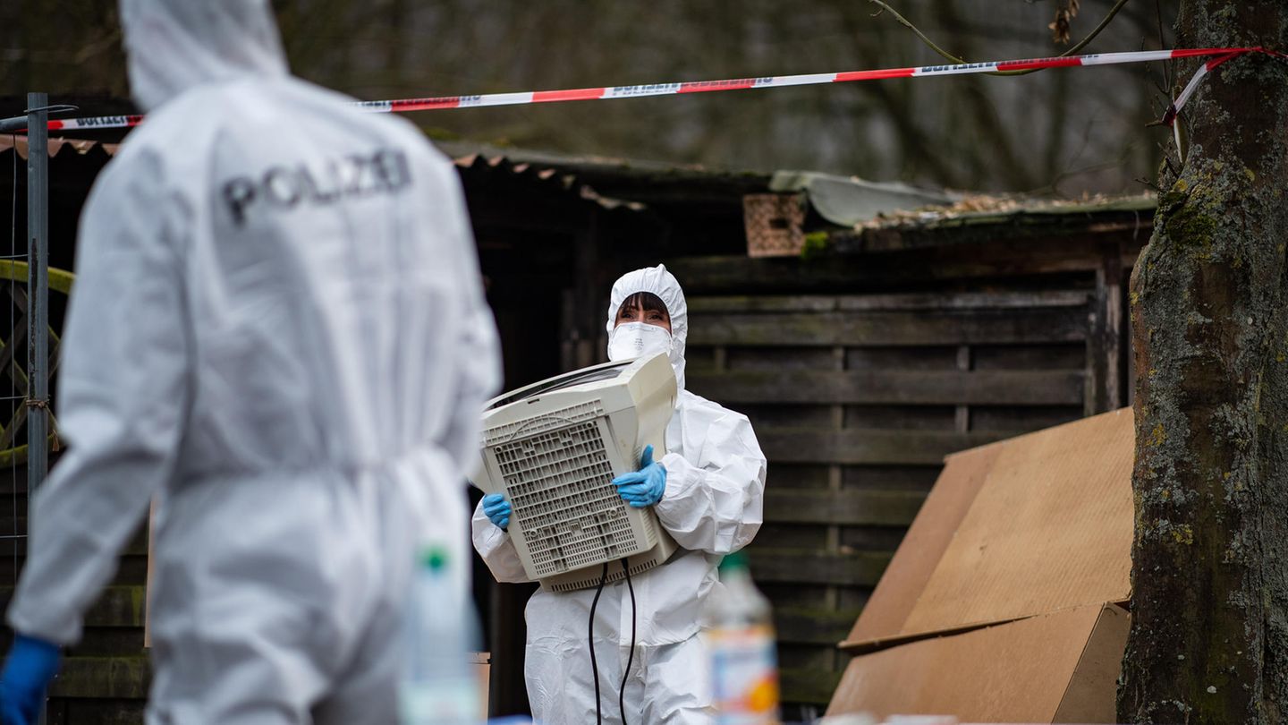 Die Spurensicherung bei den Ermittlungen in Lüdge