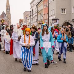 Faschingsumzug  mit Wikingerverkleidung