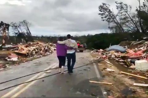 Tornados - Verwüstungen im Lee County, Alabama