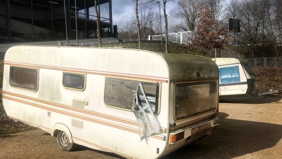 Nachrichten Deutschland Bonn Dieser und ein weiterer Wohnwagen wurden von der Polizei sichergestellt