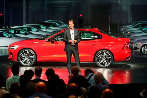Schluss mit Abgasen, Schluss mit Rasen. Volvo-Chef Samuelsson macht Ernst.
