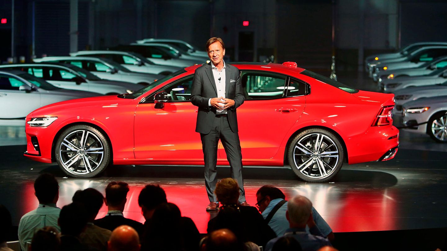 Schluss mit Abgasen, Schluss mit Rasen. Volvo-Chef Samuelsson macht Ernst.