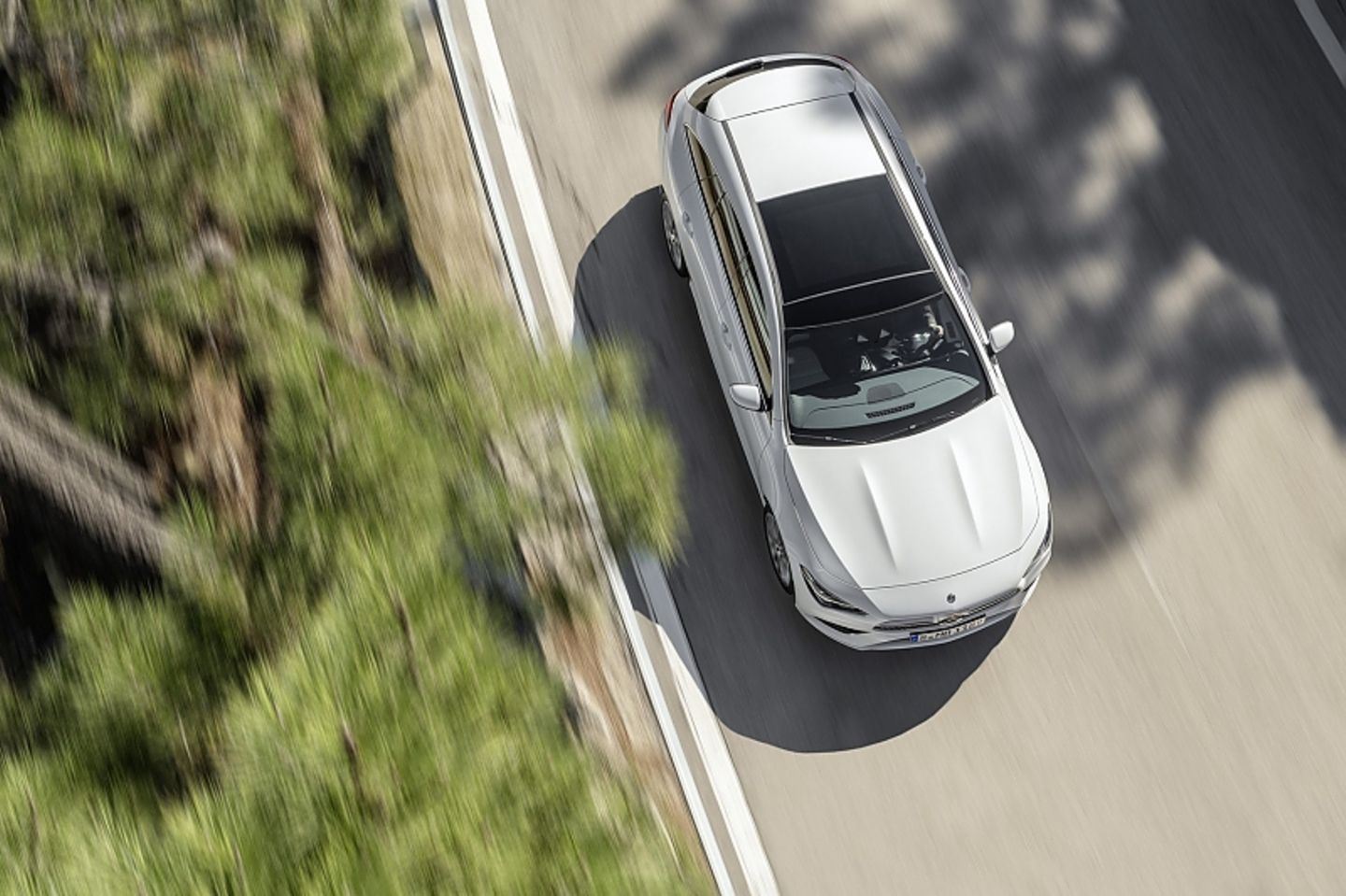 Mercedes CLA Shooting Brake - auf Wunsch mit Sonnendach
