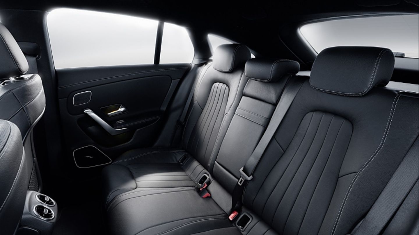 Mercedes CLA Shooting Brake - genügend Platz im Fond