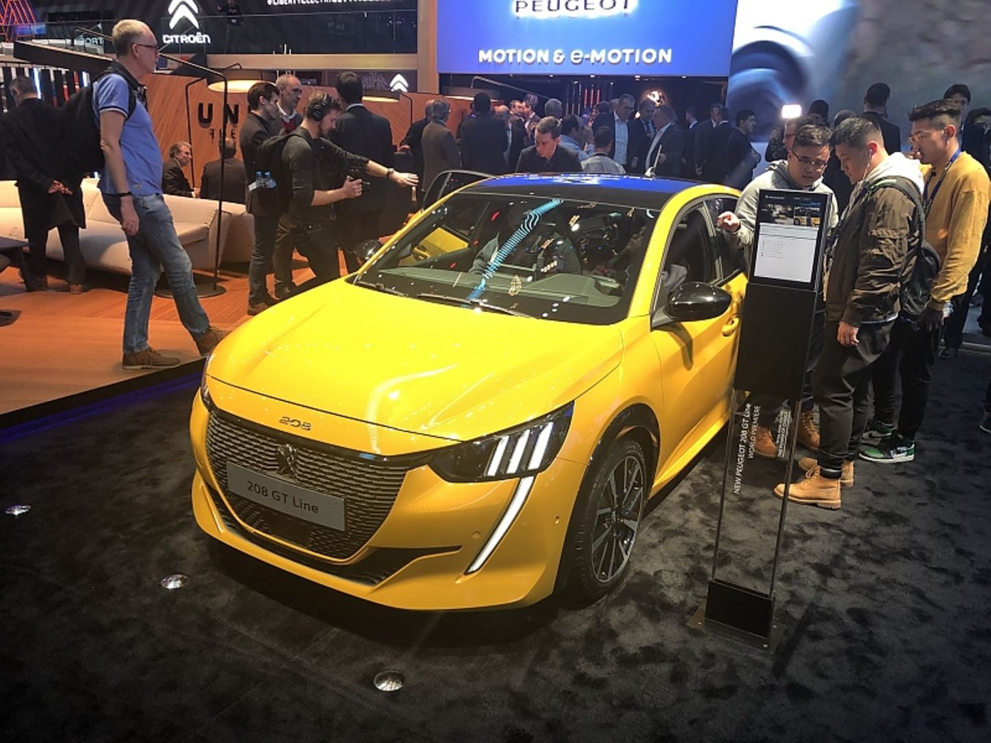 Peugeot 208