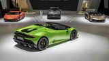 Lamborghini Huracan Evo Spyder (vorn) und Aventador SVR Roadster (rechts)