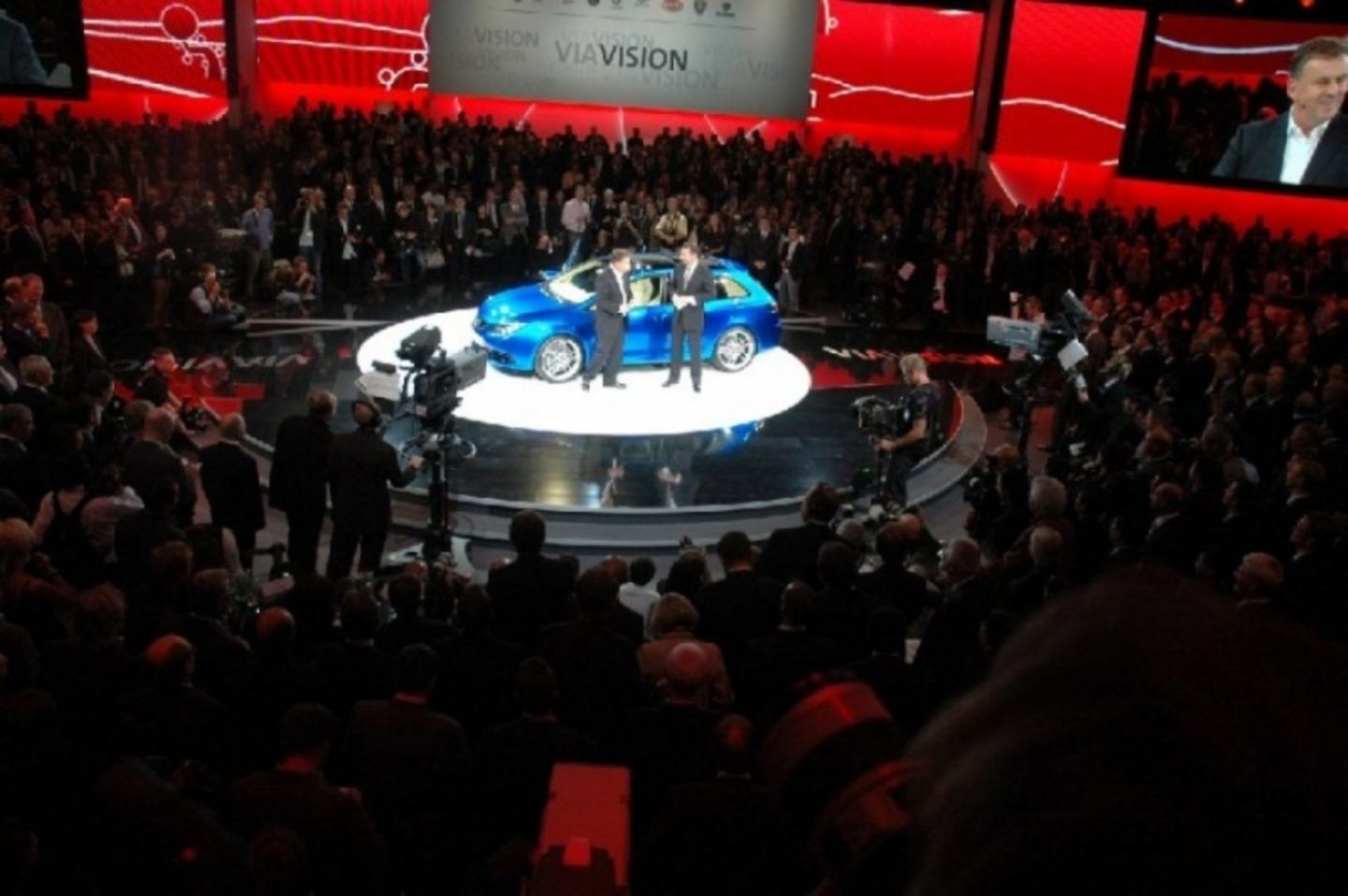 VW IAA Premieren: Jahrhunderthalle Frankfurt