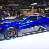 Zenvo TSR-S – Dänischer Supersportwagen in Kleinstserienproduktion. 1177 PS aus einem V-8-Motor verbrennenn reichlich Sprit.