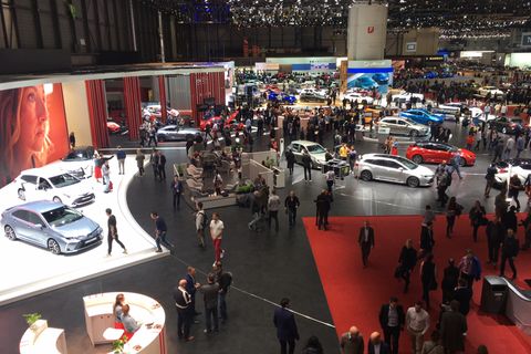 Der Genfer Autosalon im Jahr 2019: Die Gänge sind breiter geworden, weil Hersteller fern bleiben.