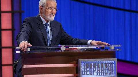 Alex Trebek: Legendärer Jeopardy Moderator an Krebs erkrankt