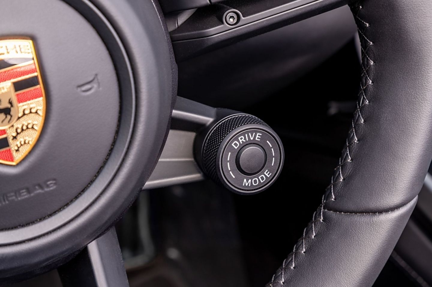 Auch beim Cabrio wählt man den Fahrmodus per Drehknopf