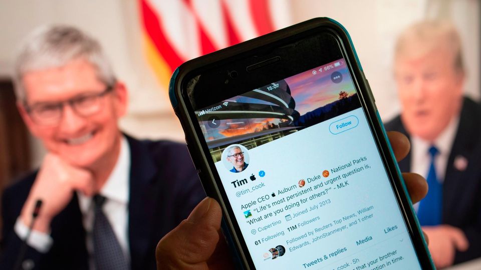 Nach Versprecher von Donald Trump: Tim Cook nennt sich jetzt Tim Apple