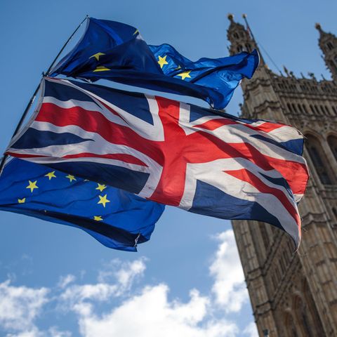 Flaggen vor dem Big Ben