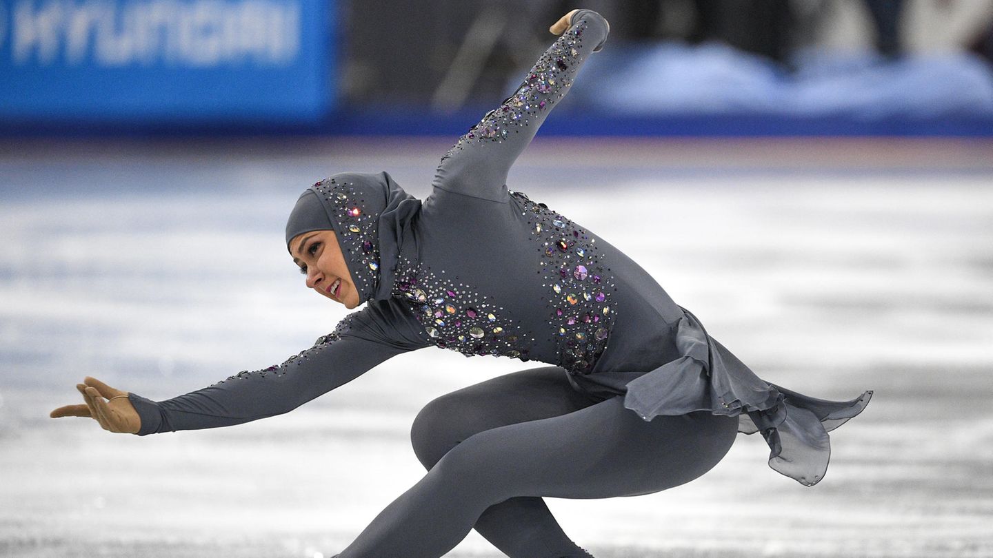 Zahra Lari ist die erste Eiskunstläuferin, die in einem Hidschab auftritt 